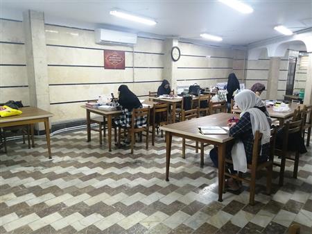 سالن مطالعه خواهران